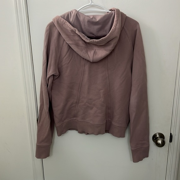 Lululemon Woman's Huddle & Hustle Hoodie - Picture 9 of 11